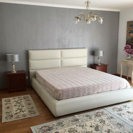 Moradia Chicharro Hotel Nazare Luaran gambar