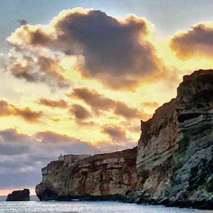 Moradia Chicharro Hotel Nazare Luaran gambar