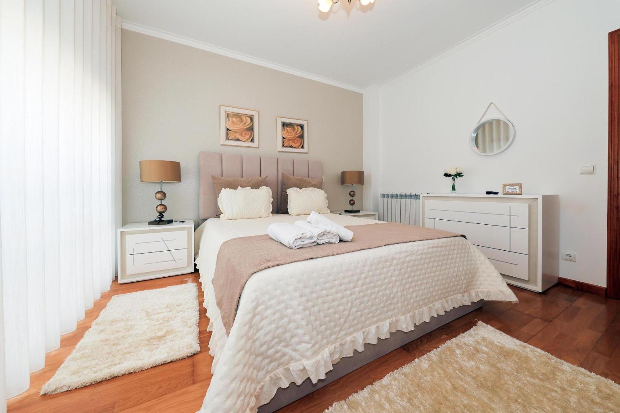 Moradia Chicharro Hotel Nazare Luaran gambar
