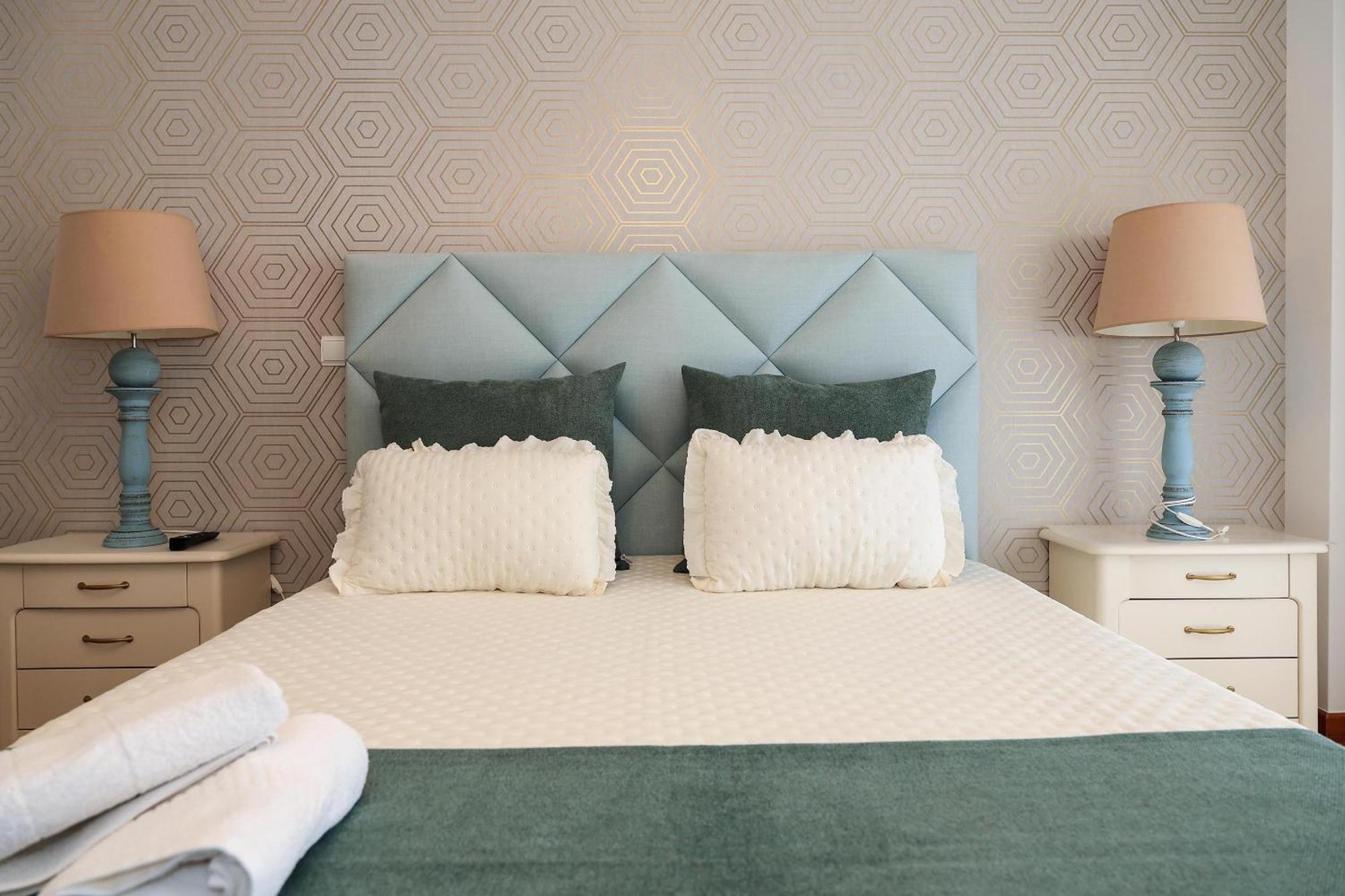 Moradia Chicharro Hotel Nazare Luaran gambar