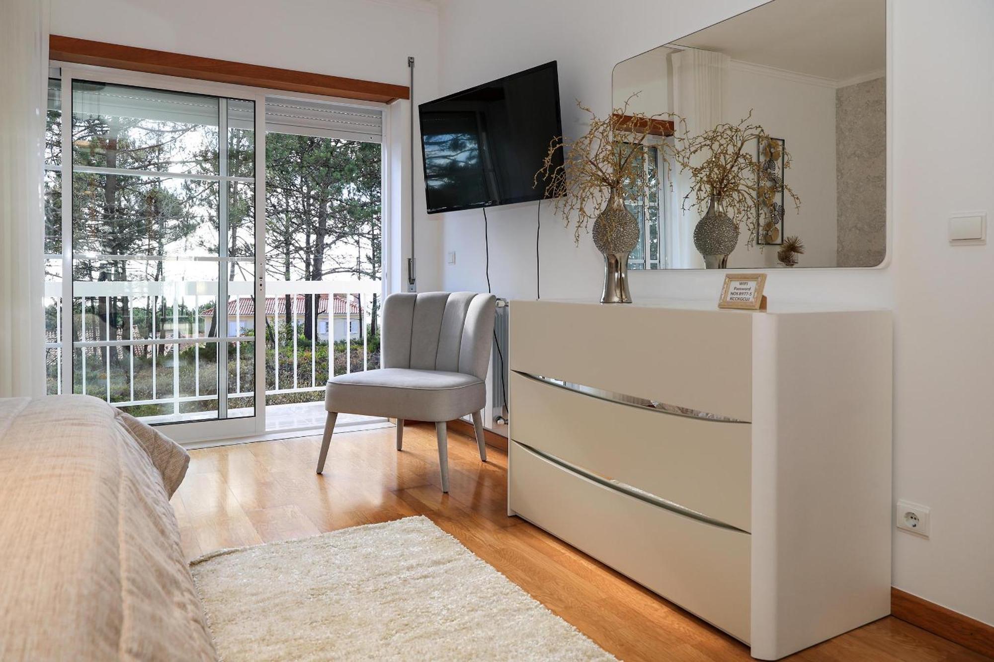 Moradia Chicharro Hotel Nazare Luaran gambar