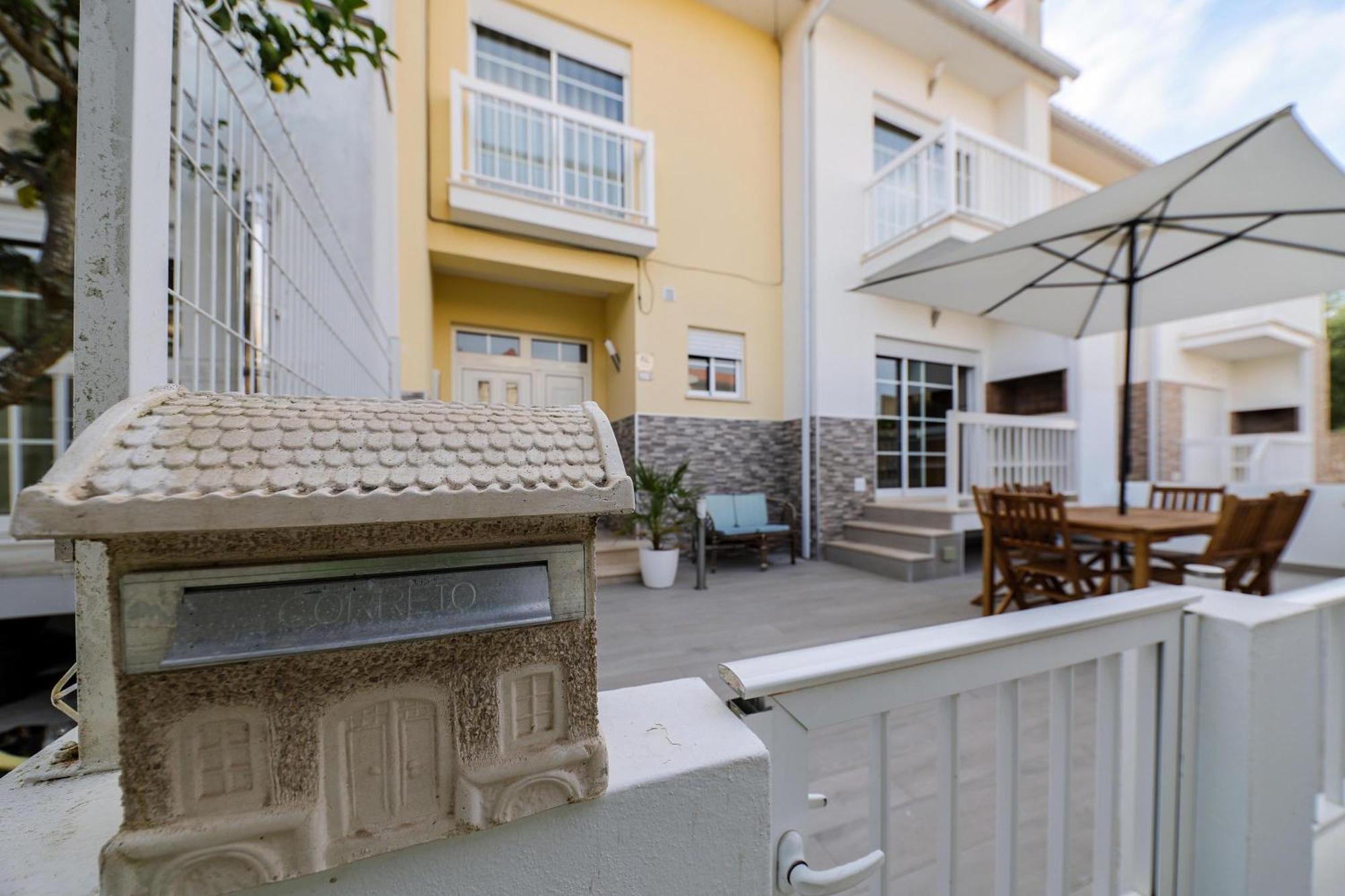 Moradia Chicharro Hotel Nazare Luaran gambar